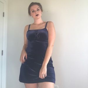 Dead stock early 2000s blue velvet mini dress